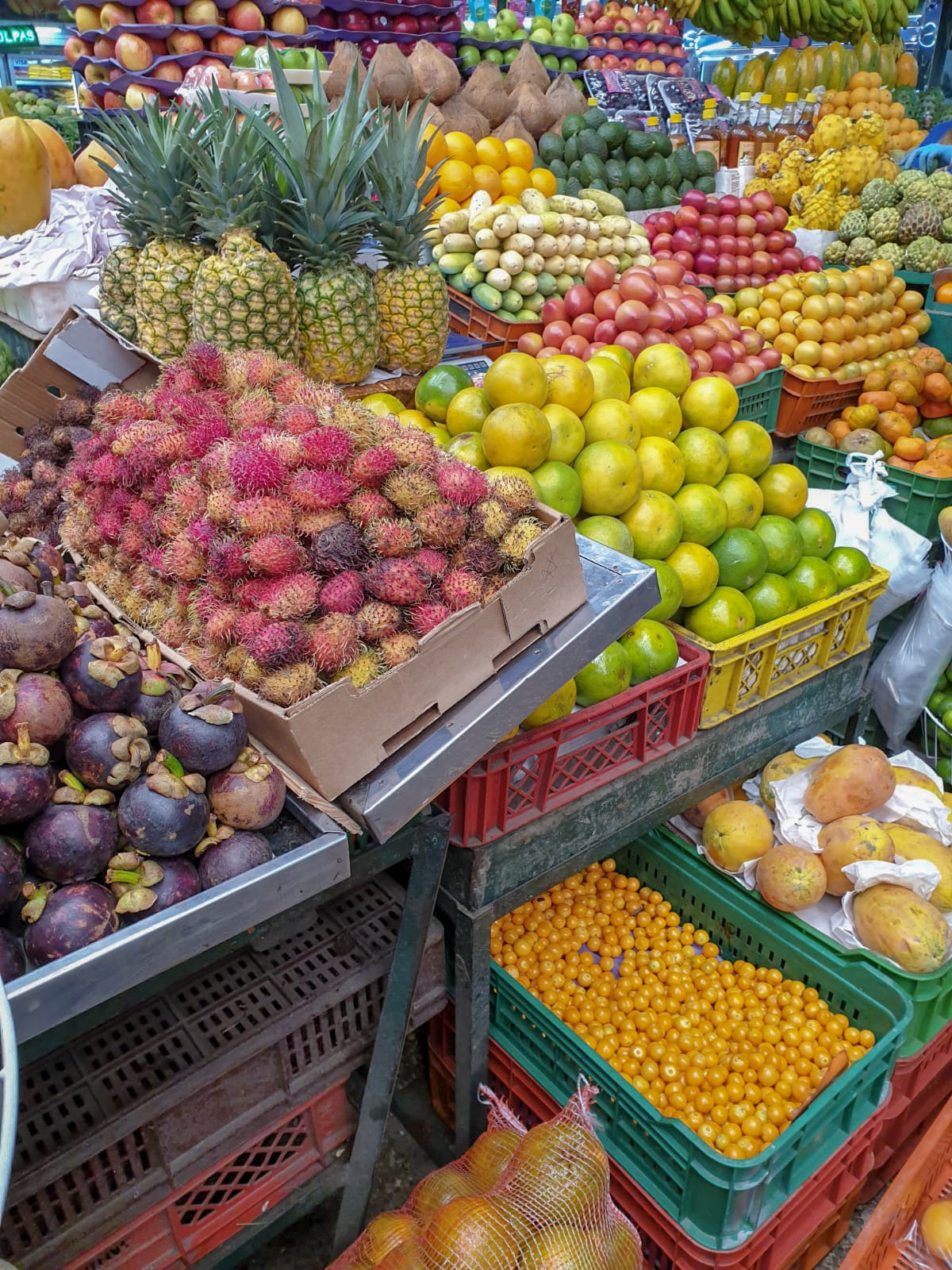 Bogotá Fresh fruit on the markets in Bogota